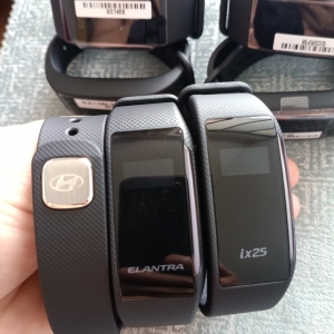 现代ix25智能手环