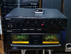 奇声388d前后级功放,原装无修正常使用.推力很足,原装电位