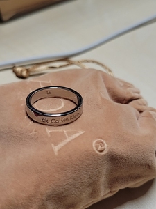 正品ck戒指 男版 成色如图 原价389 316l精钢 正品