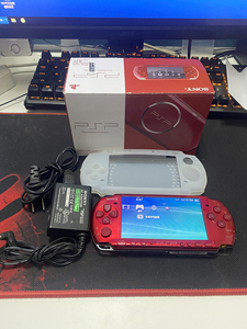 psp3000红色全套,95-98新,没有磕碰划痕,轻微使用