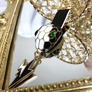 宝格丽蛇头钥匙