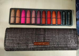 000人付款淘宝mac口红圣诞套盒 共12只不需要perfunctory80.