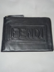 FENDI芬迪男士手包，保专柜正品，用的次数不多，品相好