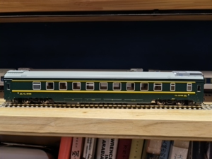 百万城bwc  青藏25t 火车模型