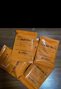 日本进口上野黄粉100 原装.还有2袋.品质保证.