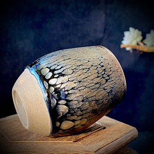 建盏手握杯 刘威手制 铁胎原矿釉油滴火莲闻香杯 非陈乃文卢国