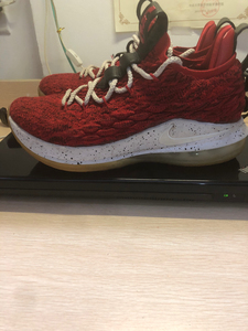 詹姆斯15 詹姆斯 low 酒红 lbj low 40码