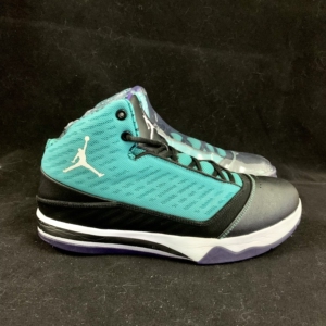 jordan篮球鞋卡梅隆安东尼篮球鞋安东尼bmo x 翡翠