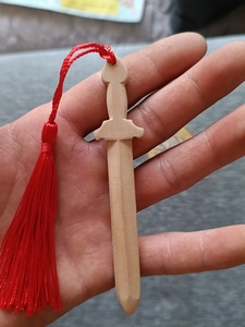 小学生简单手工木剑图片