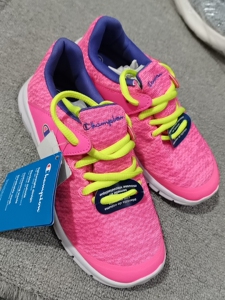 全新 冠军31码童鞋跑步鞋运动鞋舒适软底透气内长19