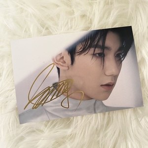 王源签名照,一张包邮.王源亲笔签名照 粉丝福利!王源亲笔签名