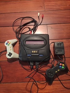 林通宝游戏机,怀旧老式插卡游戏机,功能正常,已测试,不包括游