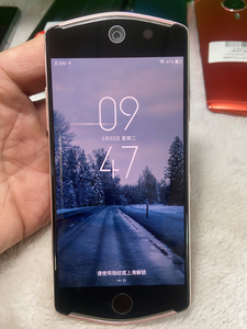 美图 美图 t8 玫瑰金,纯原装,无拆修,前摄模糊如图,屏幕