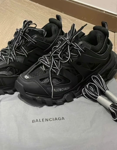 巴黎世家老爹鞋做旧