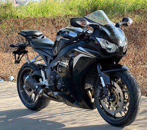 2010年本田 cbr1000rr 鹦鹉头 大排量跑车车况精