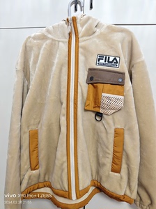 全新韩国斐乐Fila绒毛外套，春秋款，南京砂之船奥特莱斯买的