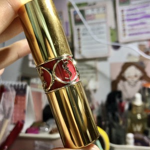 圣罗兰口红草莓红