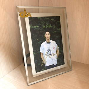 赖冠霖亲笔签名照,成都elle活动签,含玻璃相框