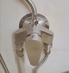 九牧王304不锈钢明装淋浴龙头冷热混水阀热水器开关