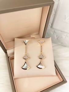 宝格丽扇子耳钉