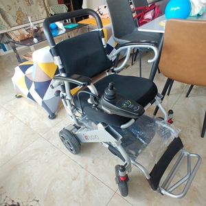 英洛华innuovo电动轮椅，型号n5513a