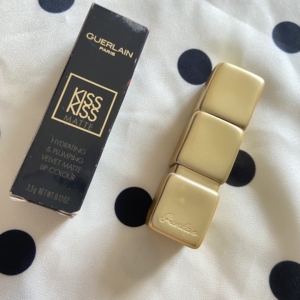 娇兰金管丝绒哑光m347黄皮亲妈咪 专柜购入 余量如下图 口