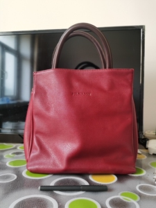 春风如吻过淘宝polovazom 女士背包,全新未使用的