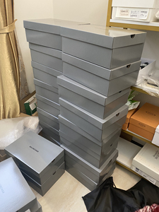 巴黎世家鞋盒 .40/1,380/10,全新.可以过冰冰家.