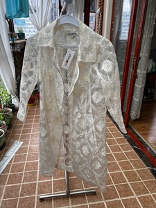 女士蕾丝西装外套。专柜正品，SOSTA，S码，百分百丝绸，全