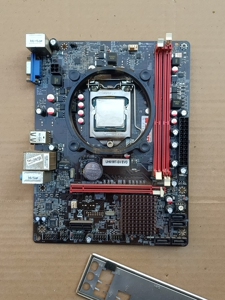 赵飞飞27303807淘宝双敏h61主板送g1610cpu 80包邮江浙沪皖,无挡板