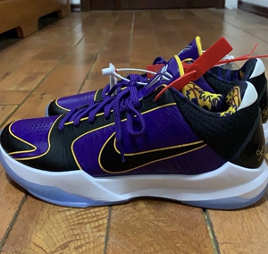 科比湖人配色鞋