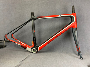 focus公路车架碳纤维公路车车架.架高52水平52.正品带