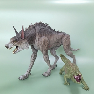 正版散货狂暴巨兽格里芬巨狼可动手办模型所见即得!狼的眼睛缺少