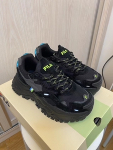 出38码斐乐硬糖鞋黑色增高百搭老爹鞋