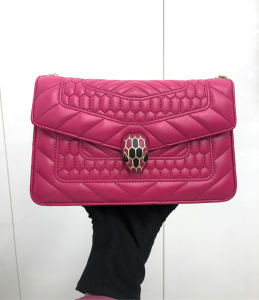 99新 宝格丽情人节限量款 磨砂蛇头包 玫红色 小号 镜子保