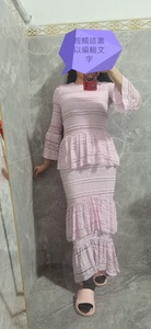 全新海外顶级设计师粉红色蕾丝连衣裙，礼服裙，蛋糕裙，袖子喇叭