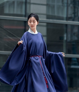 卿如故原创白菜汉服明制圆领袍女,全新,吊牌未摘,衣服用料很好