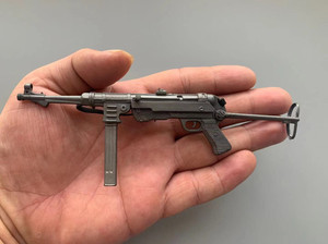 1:6德国兵人 21世纪 mp40 散件模型