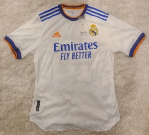 泰版球衣球员版皇马