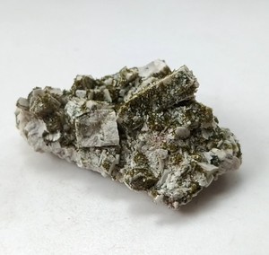 绿帘石共生微斜长石正长石矿物标本晶体晶簇晶洞晶花宝石原矿原石