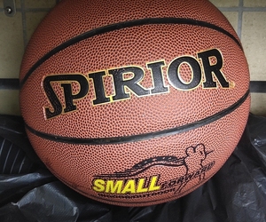 spirior篮球