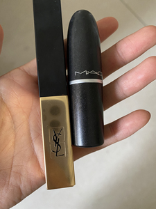 买小金条送mac,小金条一共用了两次,颜色不适合自己,口红有