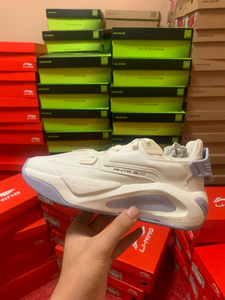 安踏 关晓彤同款 超体老爹鞋 白紫色 休闲潮流板鞋 实物非常