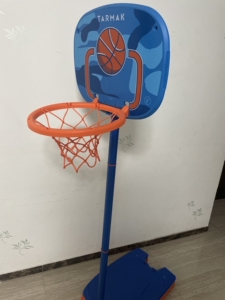 迪卡侬儿童篮球架,9成新,广州黄埔地区自提