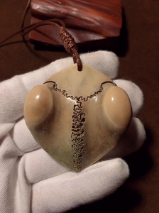三界牌 养殖梅花鹿三界 骨质玉化,迷踪纹路,高密瓷白,万
