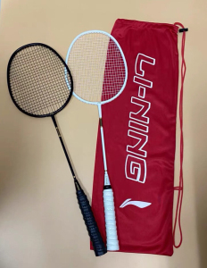 李宁羽毛球拍黑白