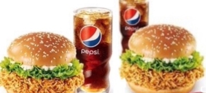 两个汉堡 两杯中可乐 四件套餐 kfc 肯德基 辣堡 脆堡