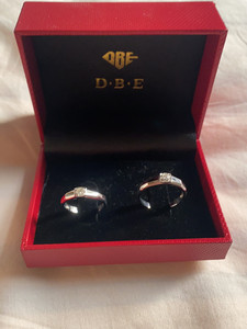 dbe珠宝首饰,转让情侣钻戒一对,在商场专柜购买发票找不到了