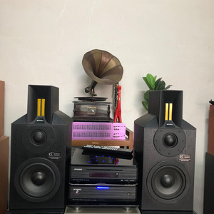 山水音响mc-1600d实物图,成色7-8成,原装无修,不读