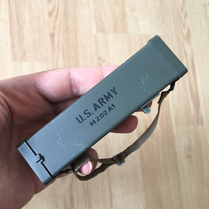 ht hottoys 阿诺 独闯龙潭 1/6 m202a1